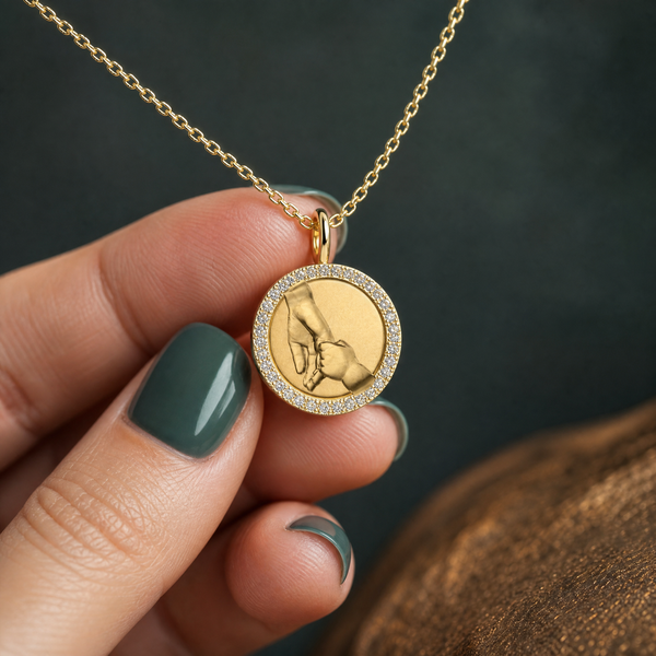 Carved Circle Pendant Necklace | 18K Gold Plated