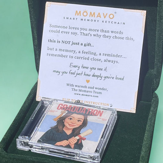 Momavo© Smart Keychain - Graduation Edition
