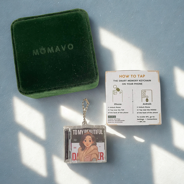 Momavo© Smart Keychain - To My Daughter Edition
