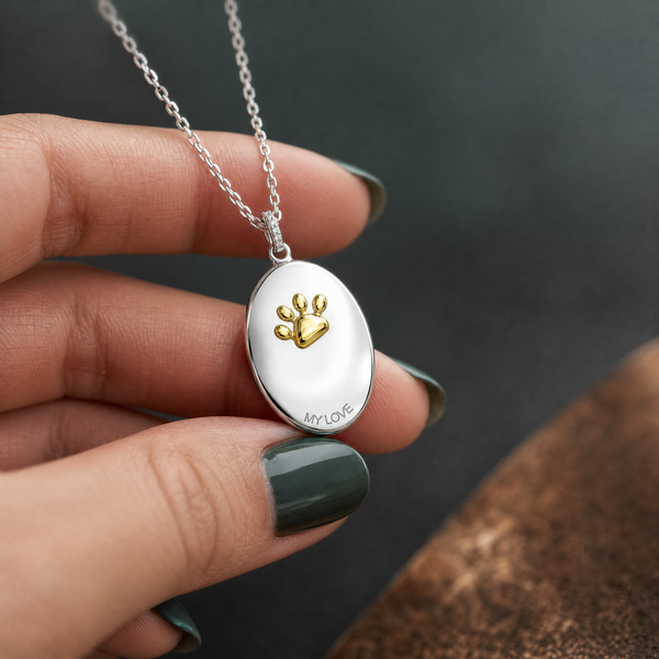 Paw Oval Pendant Necklace | 18K Gold Plated