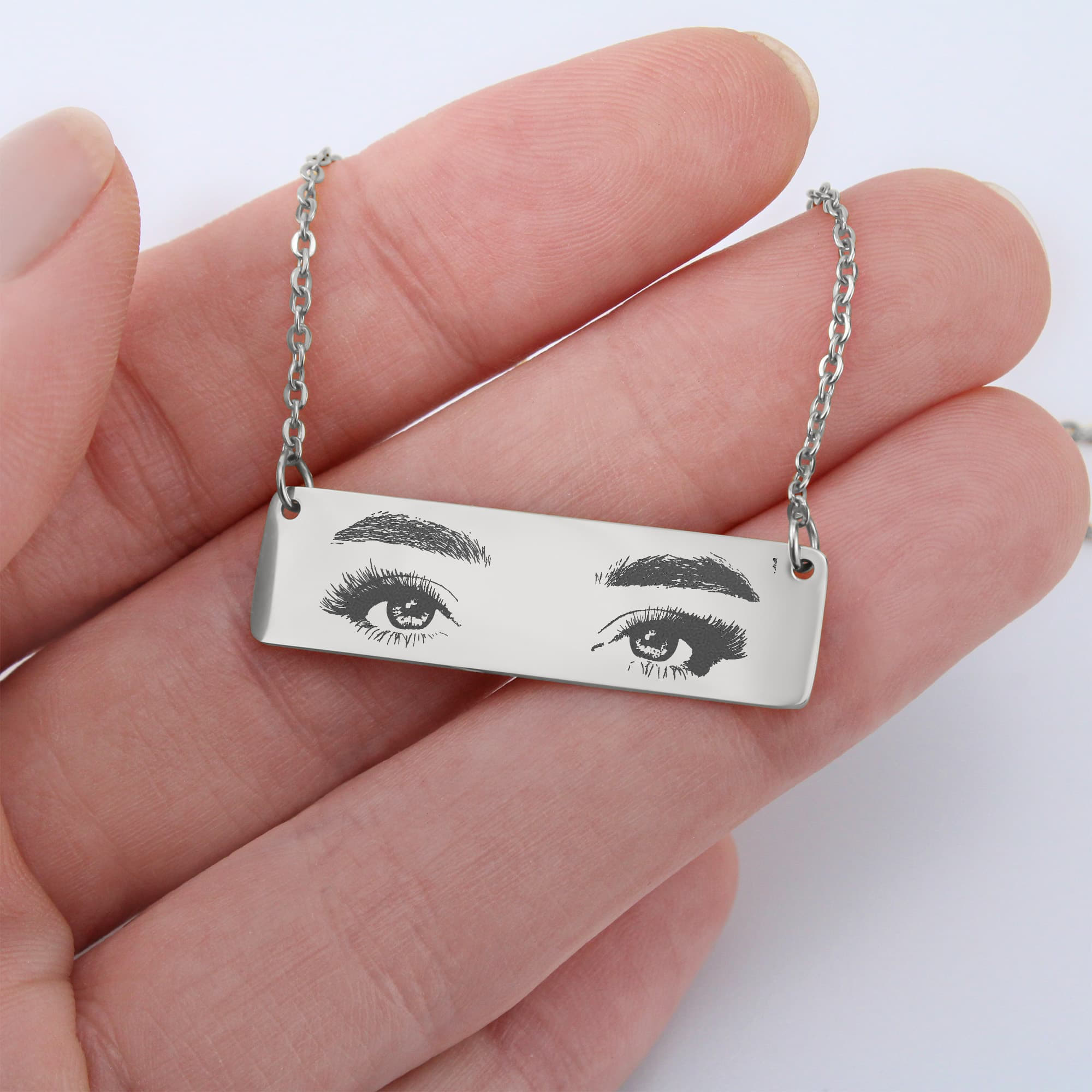 Engraving Eyes Horizontal Bar Necklace