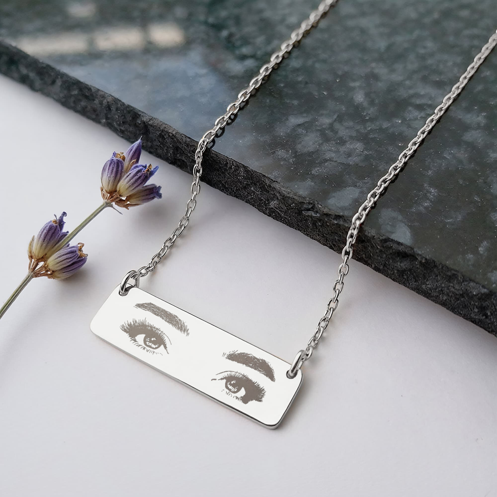 Engraving Eyes Horizontal Bar Necklace