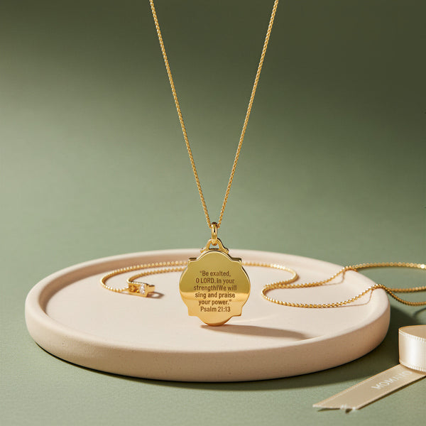 Gloria Relief Necklace | 18K Gold Plated