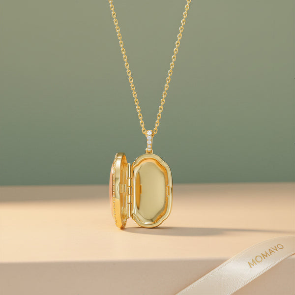 Pearl Glow Locket Necklace | 18K Gold Plated