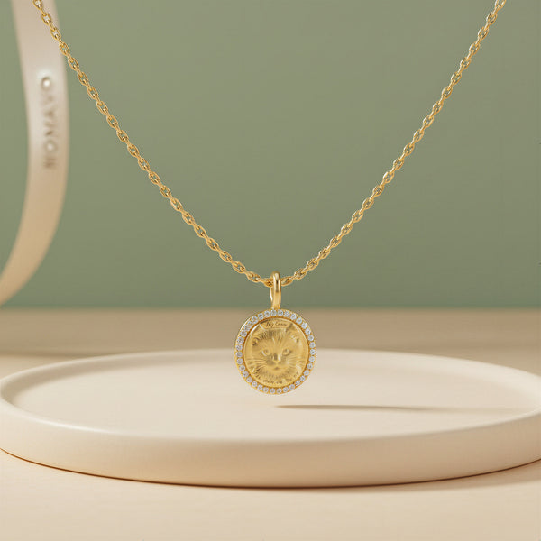 Carved Circle Pendant Necklace | 18K Gold Plated